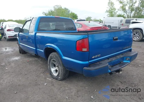 2000 Chevrolet S-10 Ls from USA, damaged, VIN 1GCCS19W6YK228427